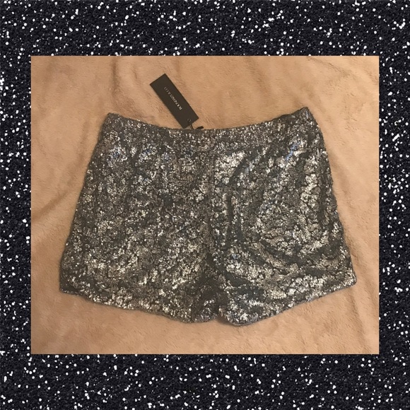 Boundary & Co. Silver sparkle shorts - Picture 5 of 5